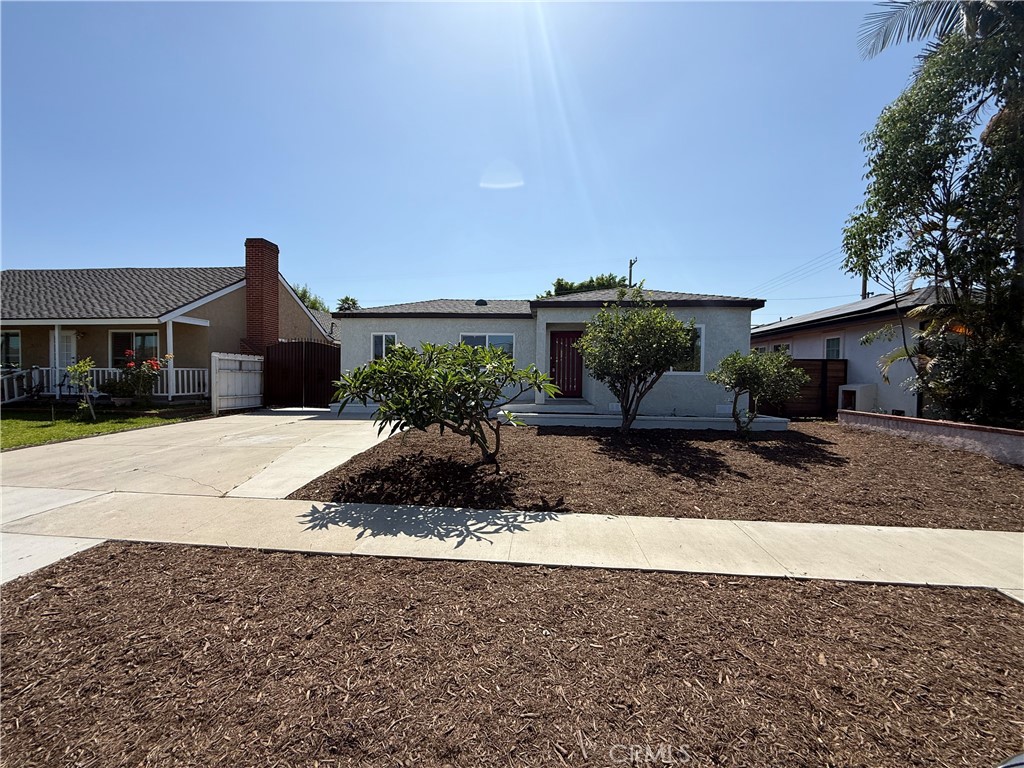 4251 Gundry Avenue