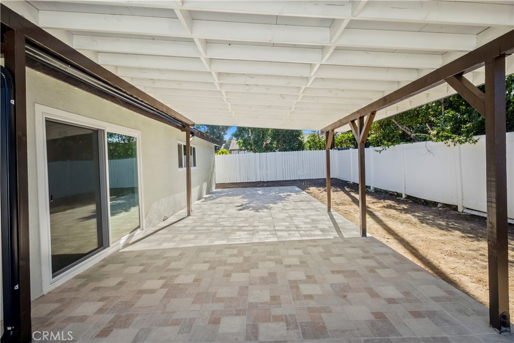 2246 E Locust Avenue