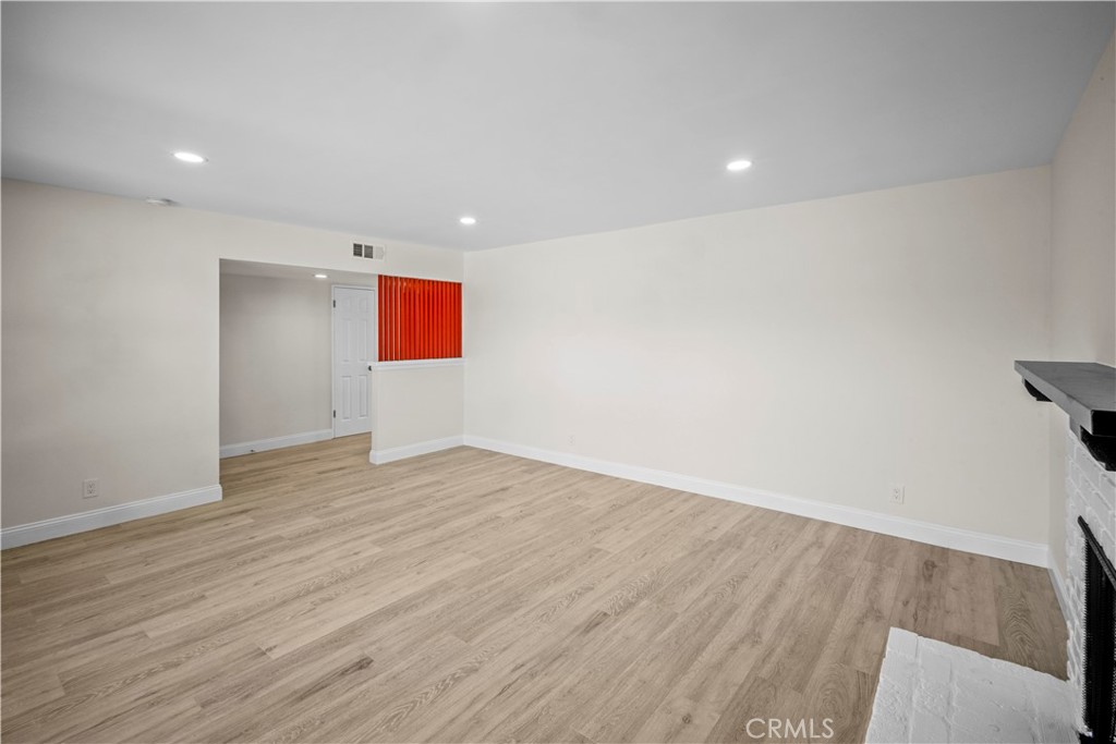 2246 E Locust Avenue