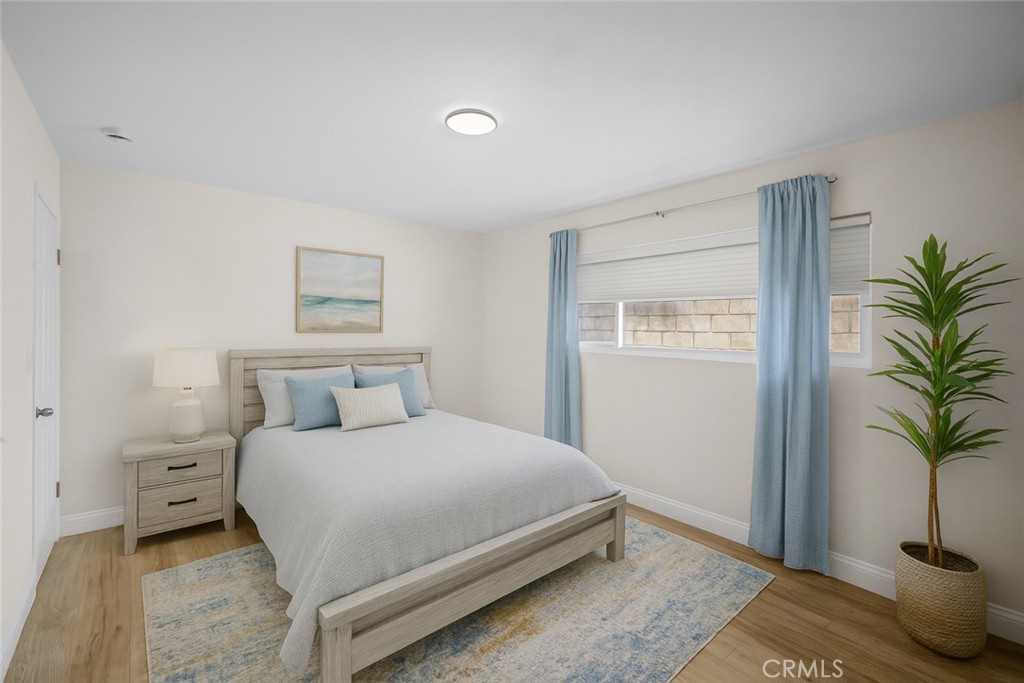 2246 E Locust Avenue