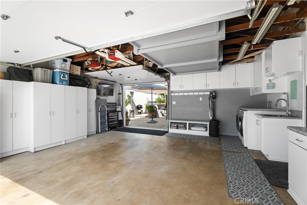 15432 Hanover Lane