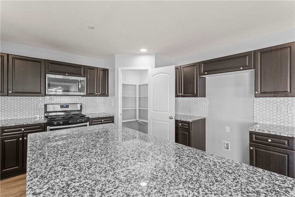 12940 Shawnee Street