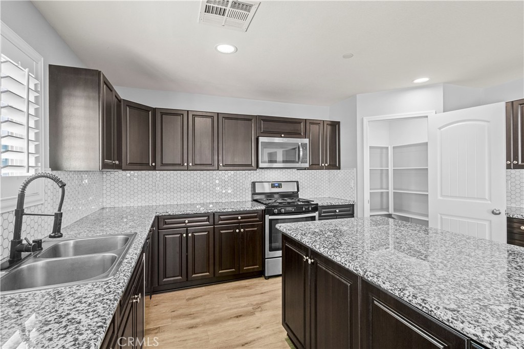 12940 Shawnee Street