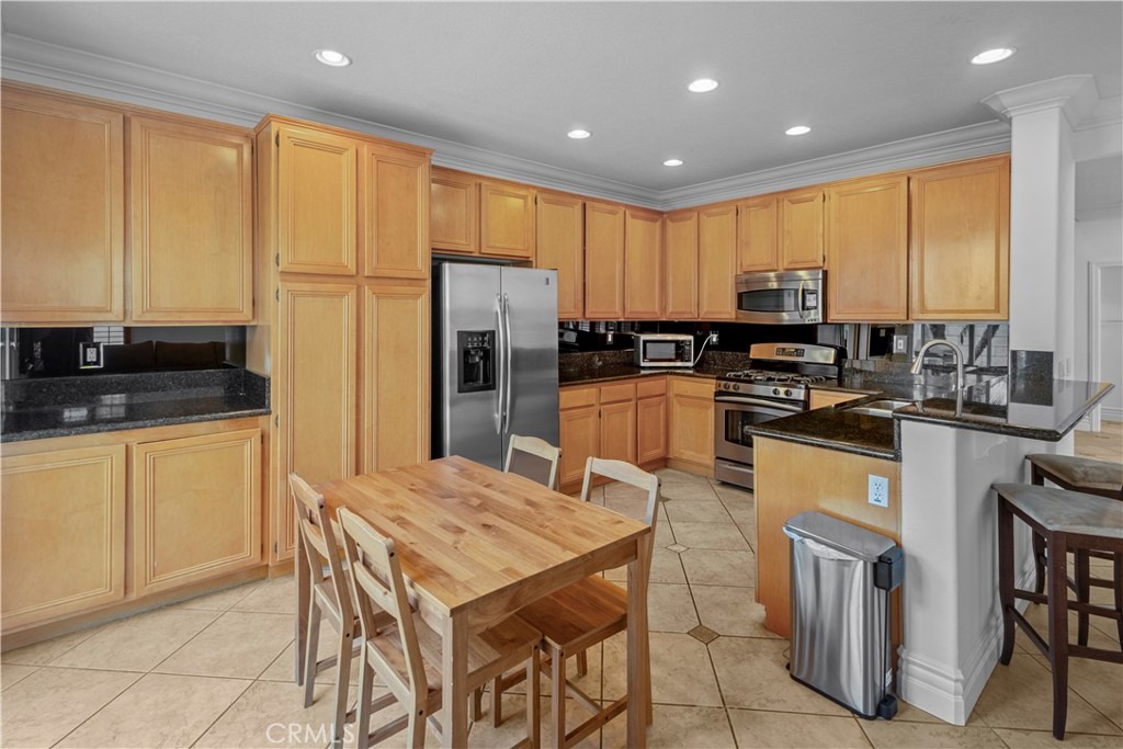 7635 Park Field Circle