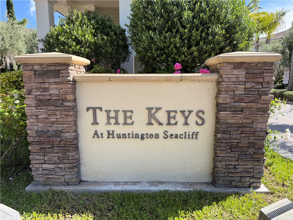7635 Park Field Circle