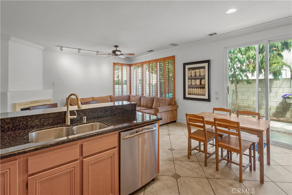 7635 Park Field Circle