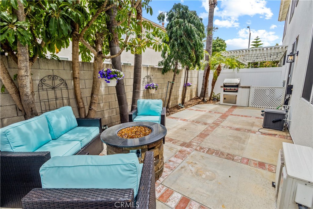 7635 Park Field Circle