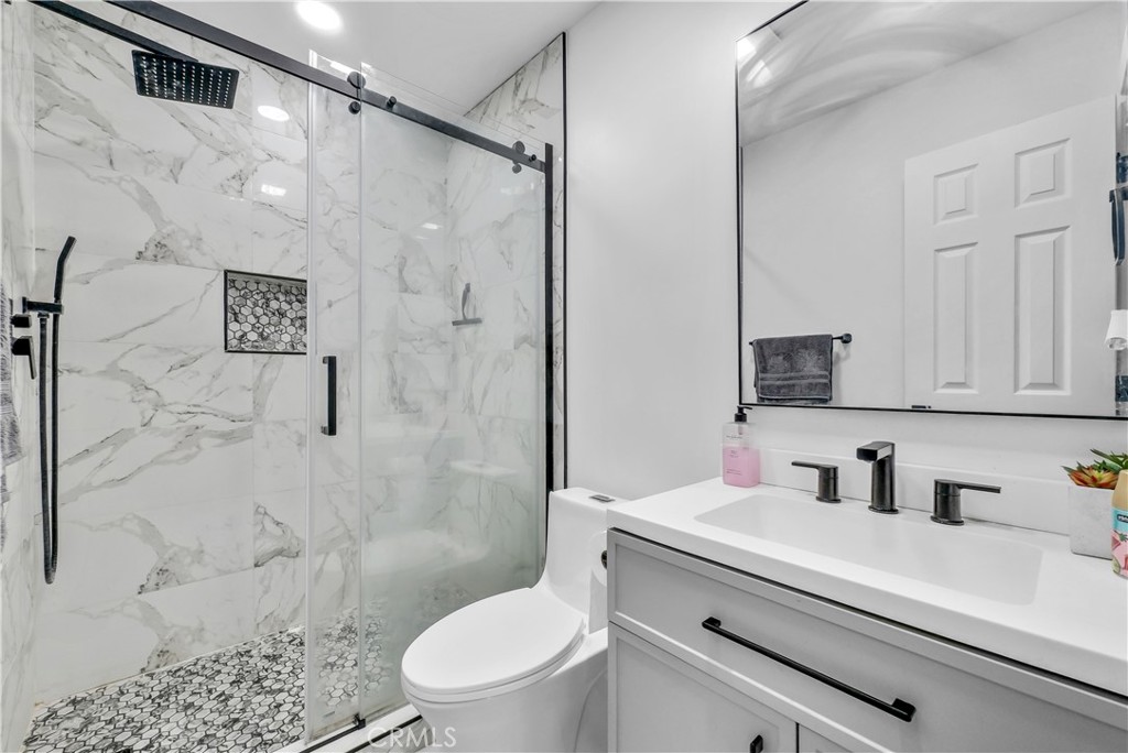 9977 Granite Hill