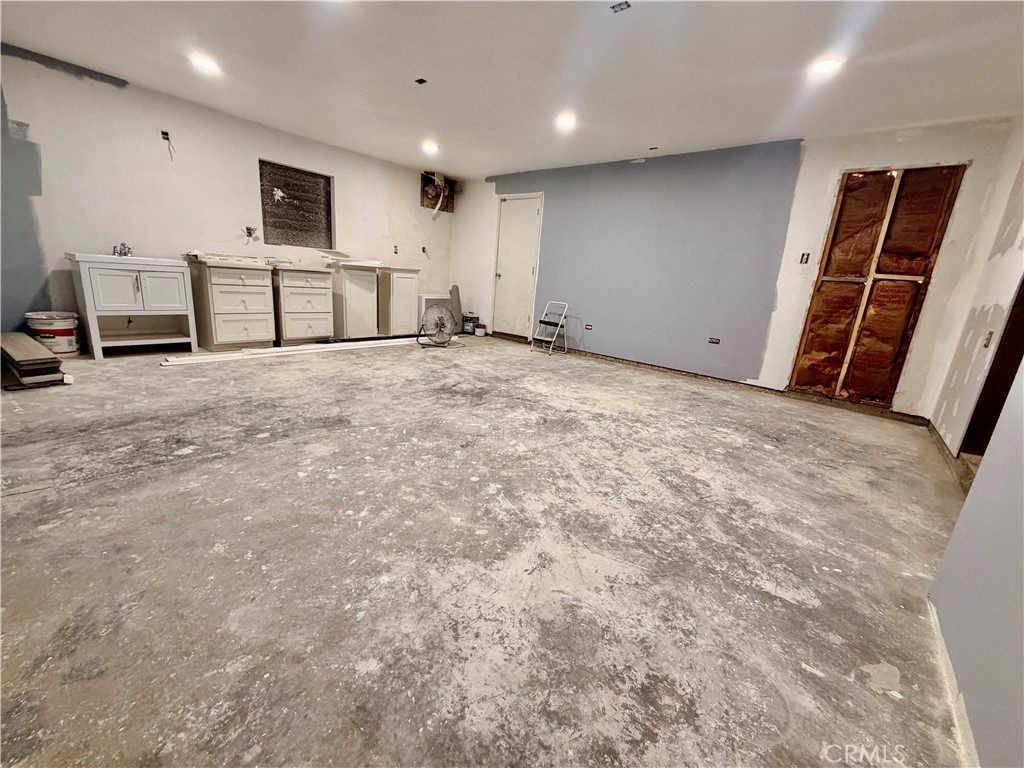 9977 Granite Hill
