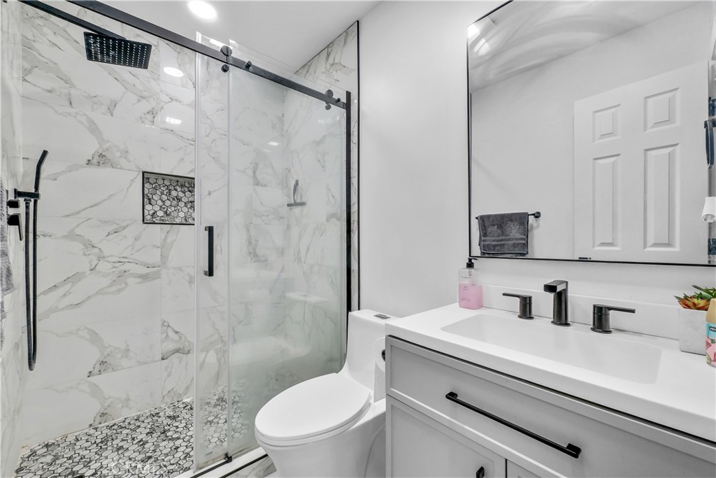 9977 Granite Hill