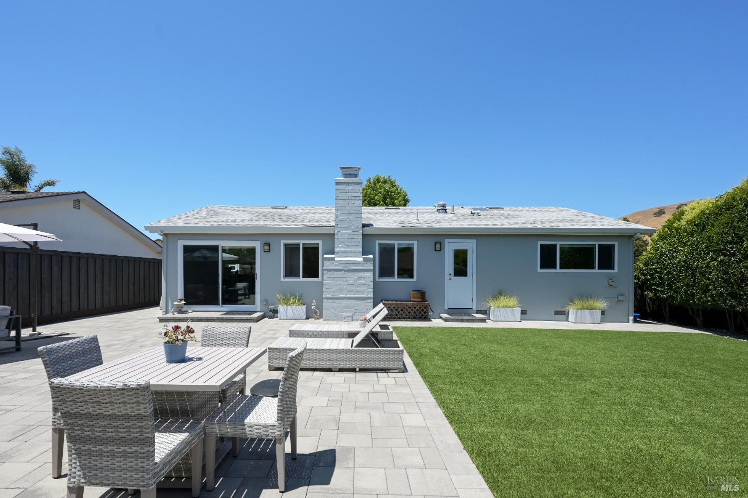 38 San Ramon Way