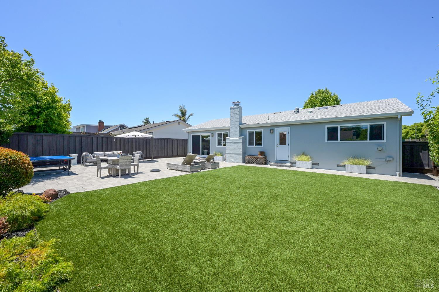 38 San Ramon Way