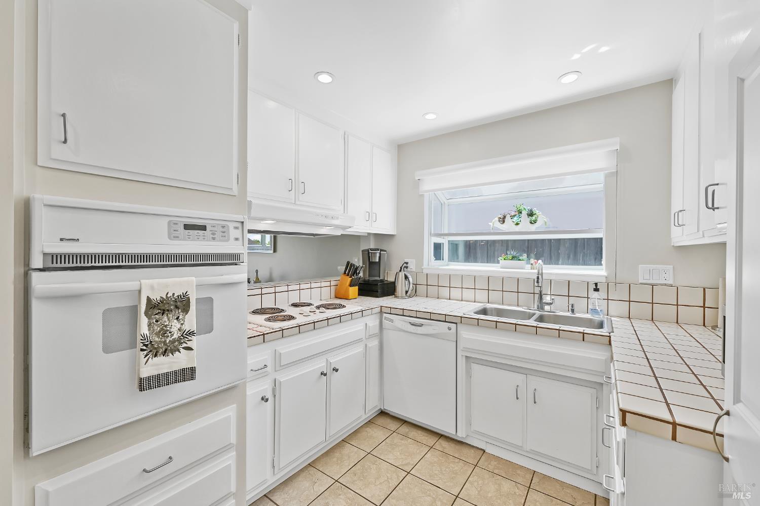 38 San Ramon Way