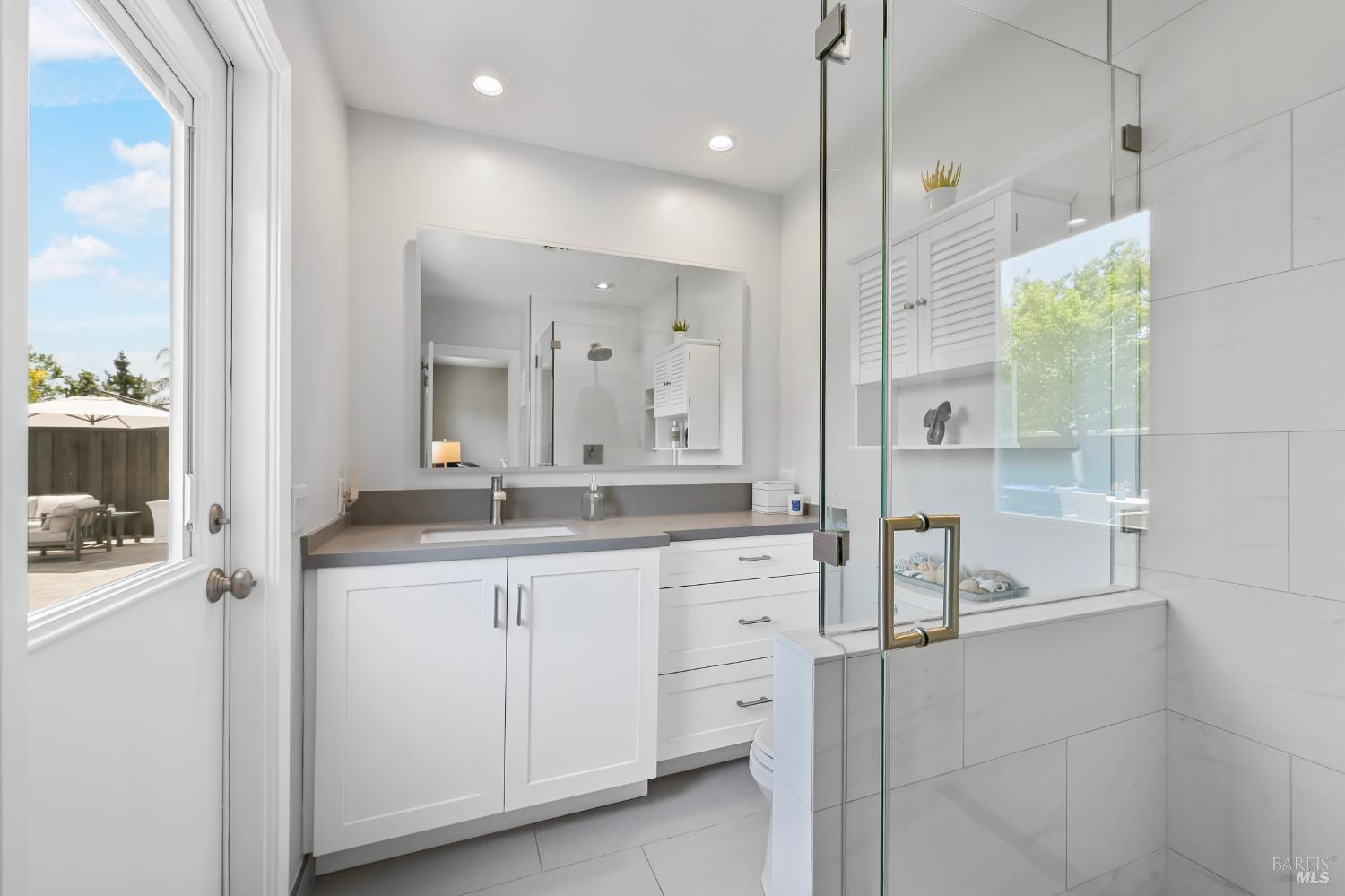 38 San Ramon Way