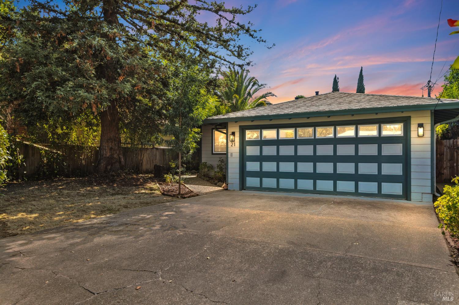 21 Washington Avenue