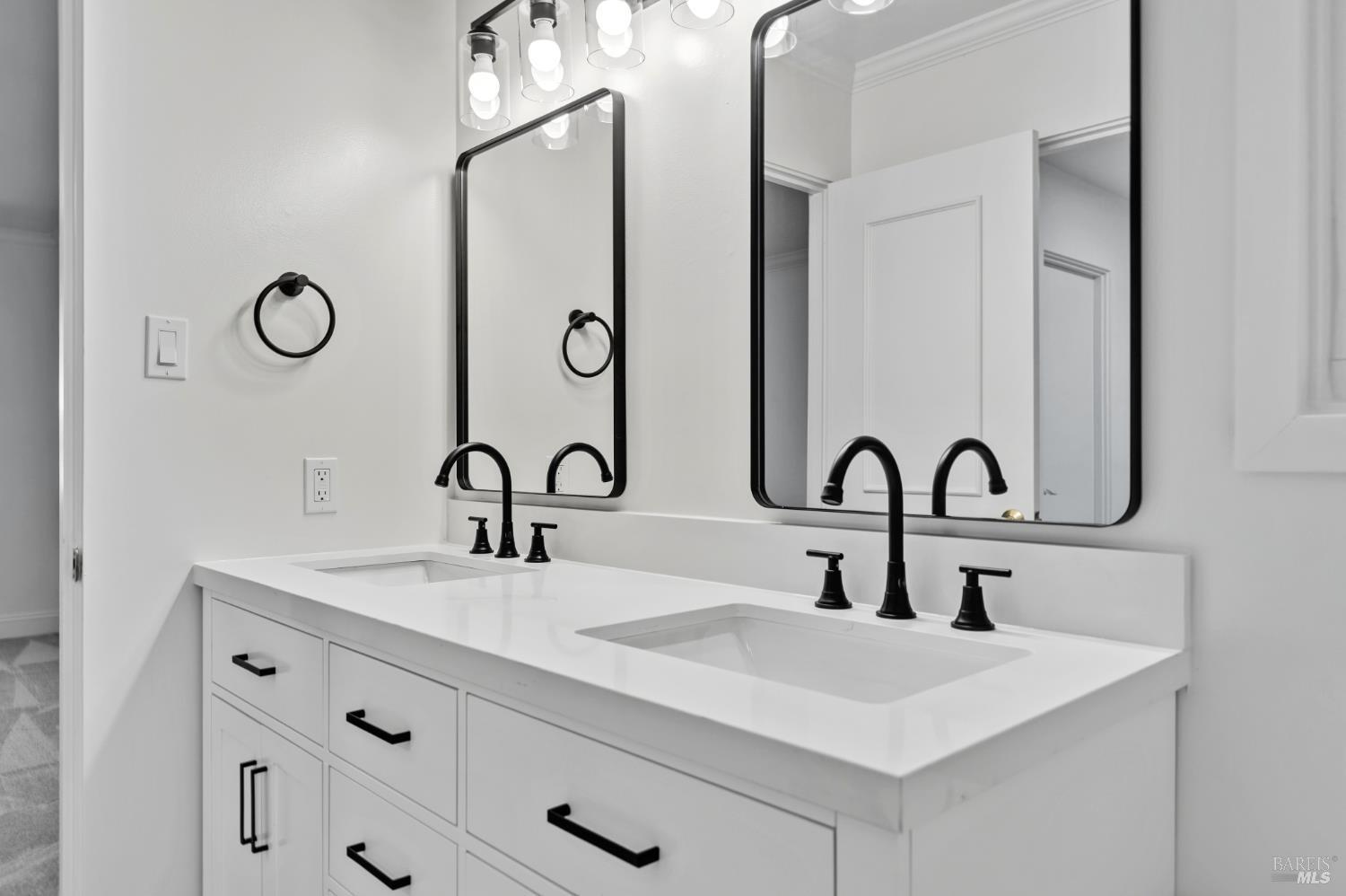 21 Washington Avenue