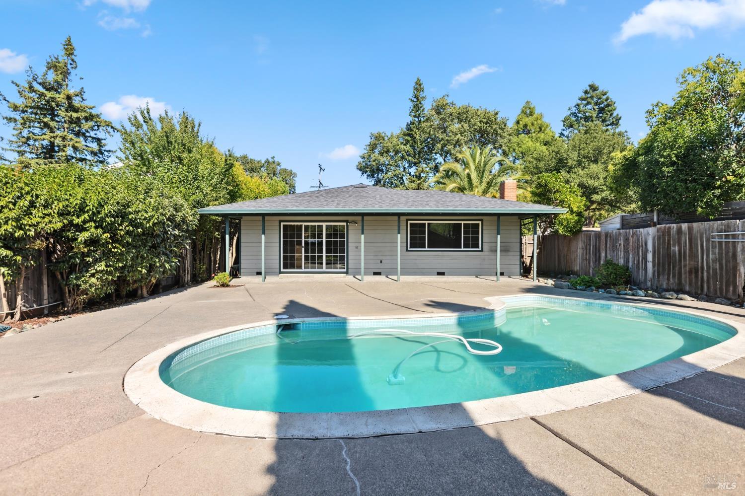 21 Washington Avenue