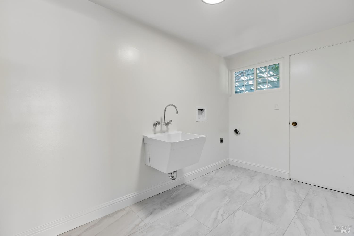 21 Washington Avenue