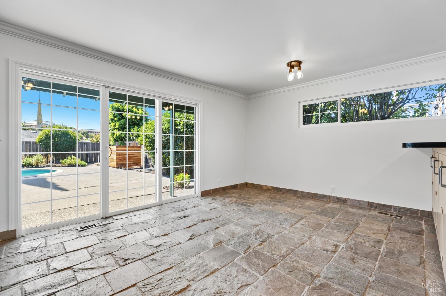 21 Washington Avenue