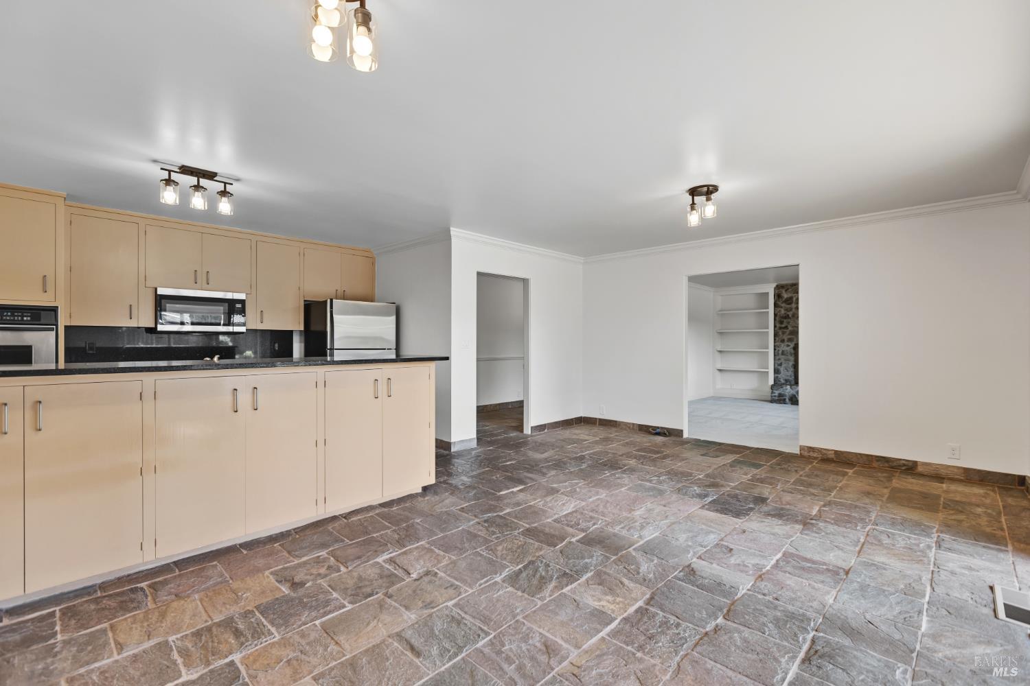 21 Washington Avenue