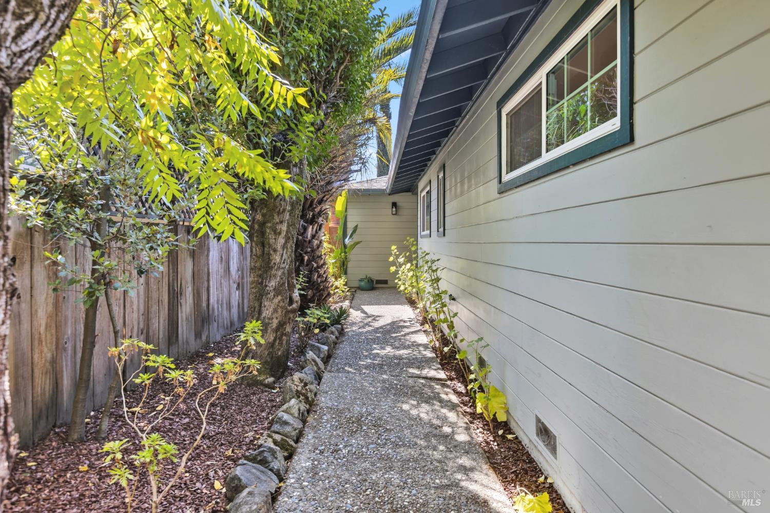 21 Washington Avenue