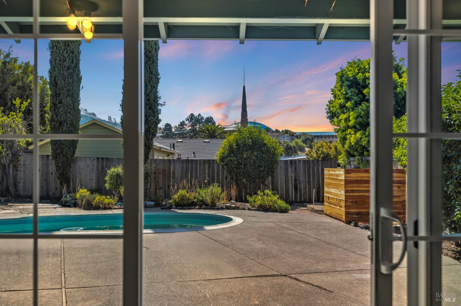 21 Washington Avenue