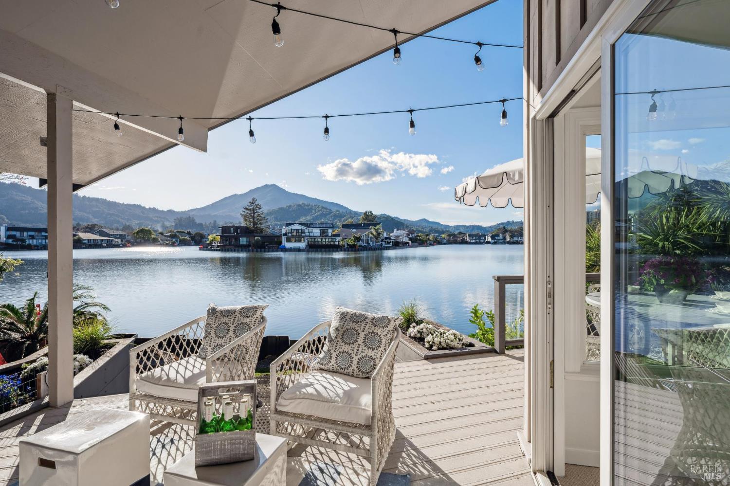 28 Corte Del Coronado