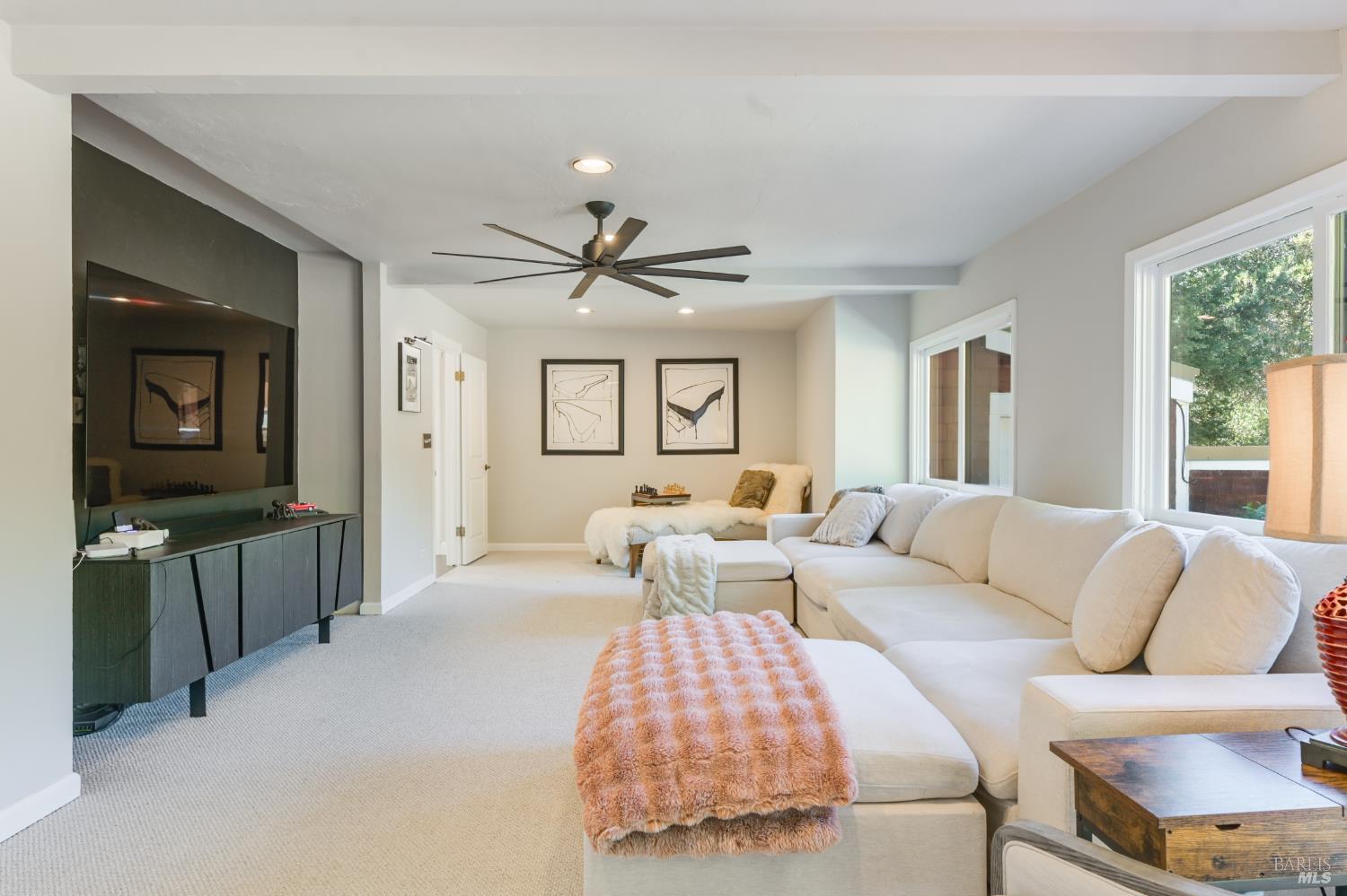 1676 Indian Valley Road