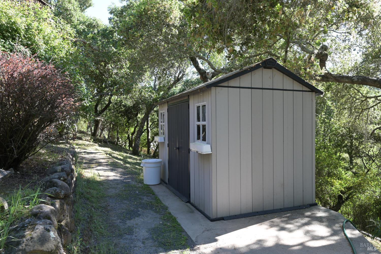 1676 Indian Valley Road