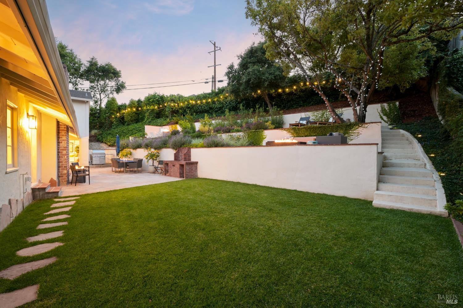 120 Ricardo Road