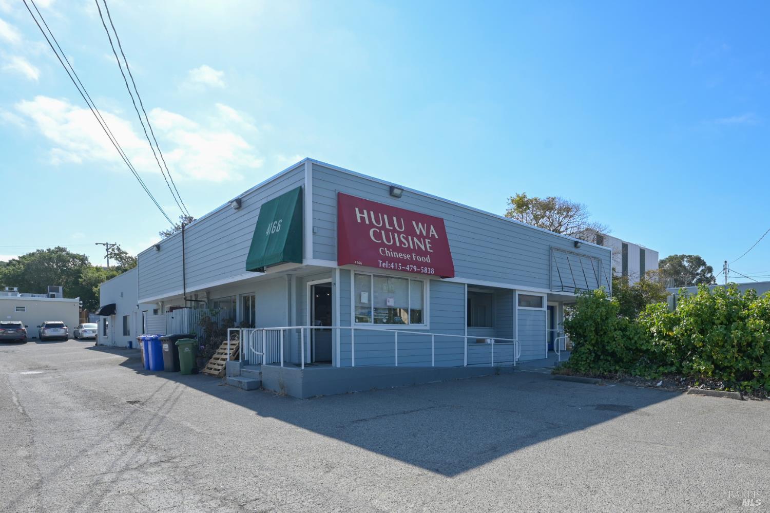 4162 Redwood Highway
