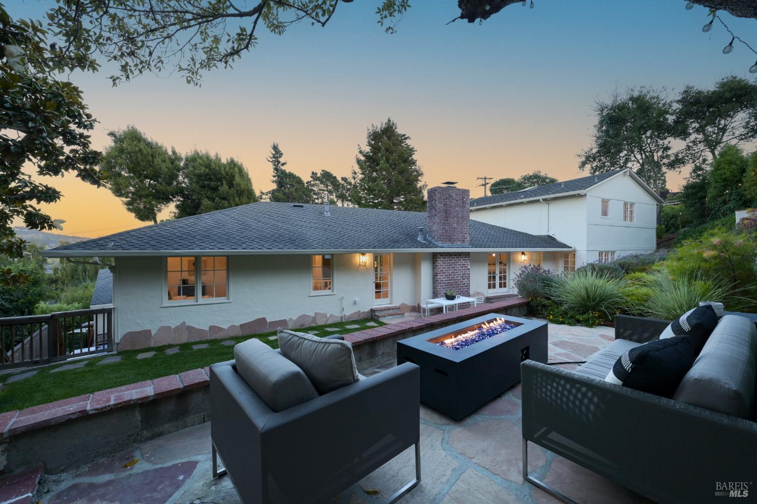 120 Ricardo Road