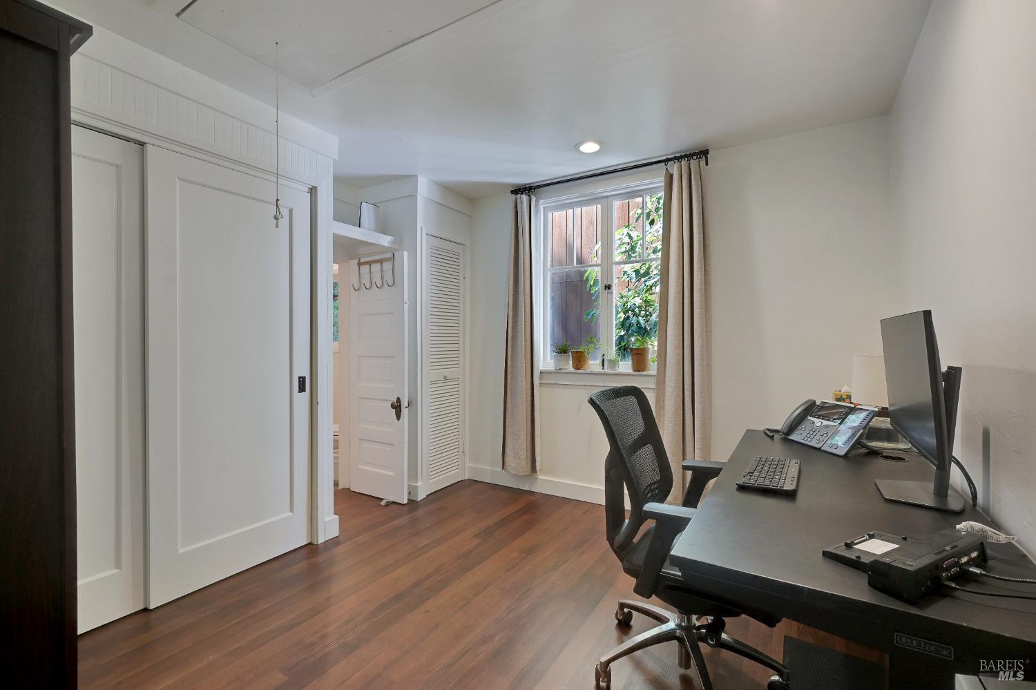 207 Madrone Avenue