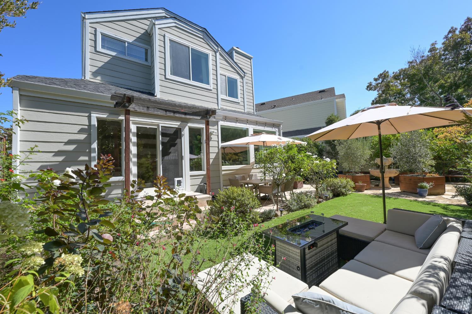 68 Cross Creek Place
