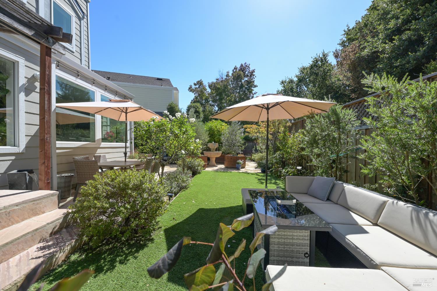 68 Cross Creek Place