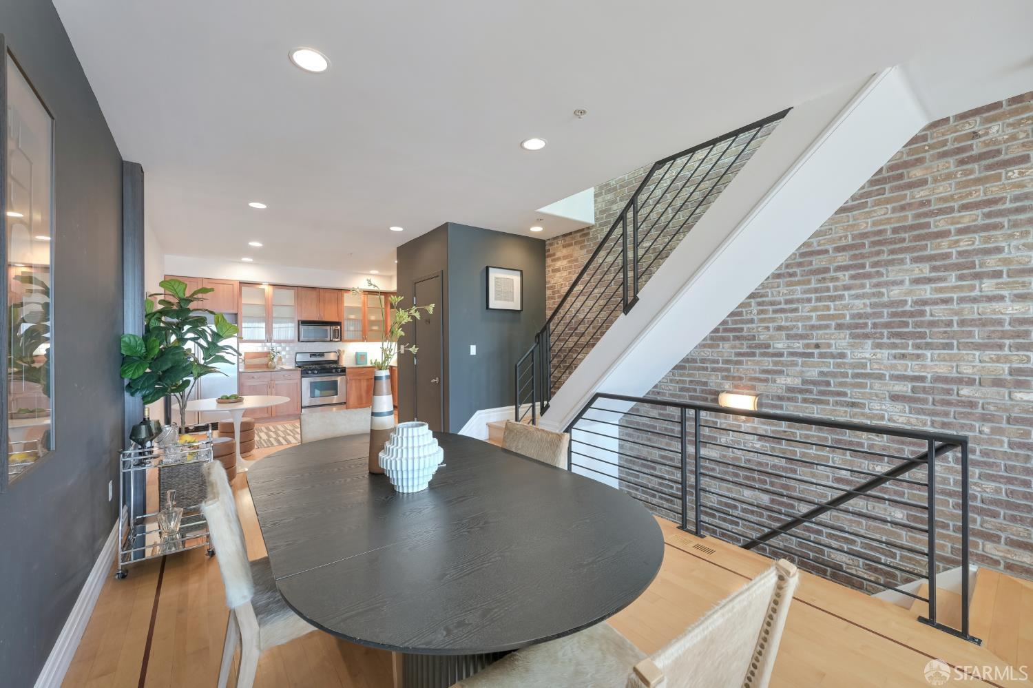 1601 Pacific Avenue Unit: #403