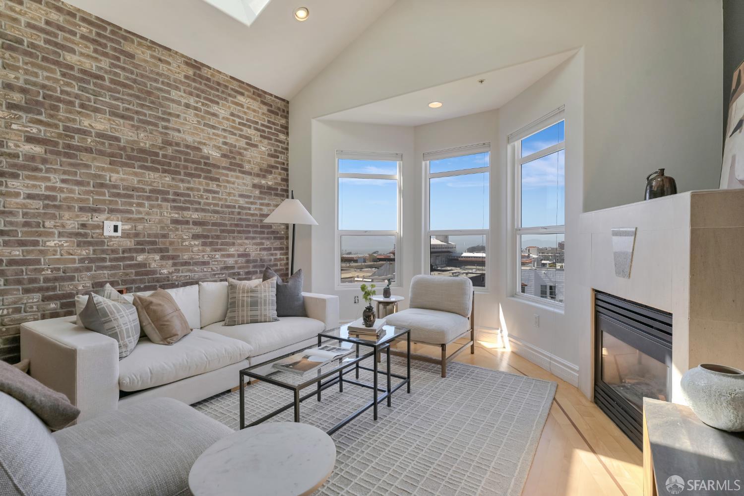 1601 Pacific Avenue Unit: #403