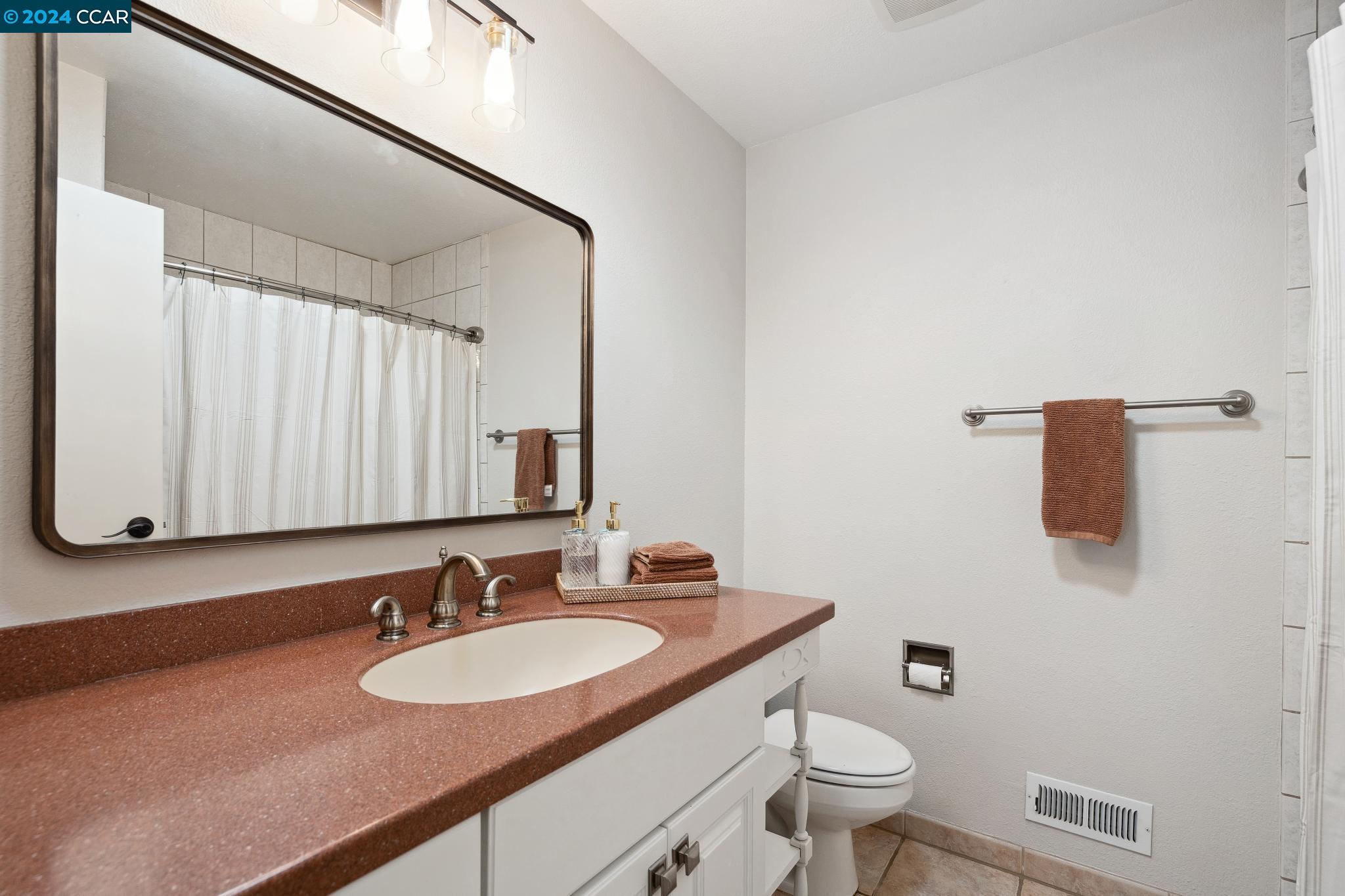 1109 Glengarry Dr