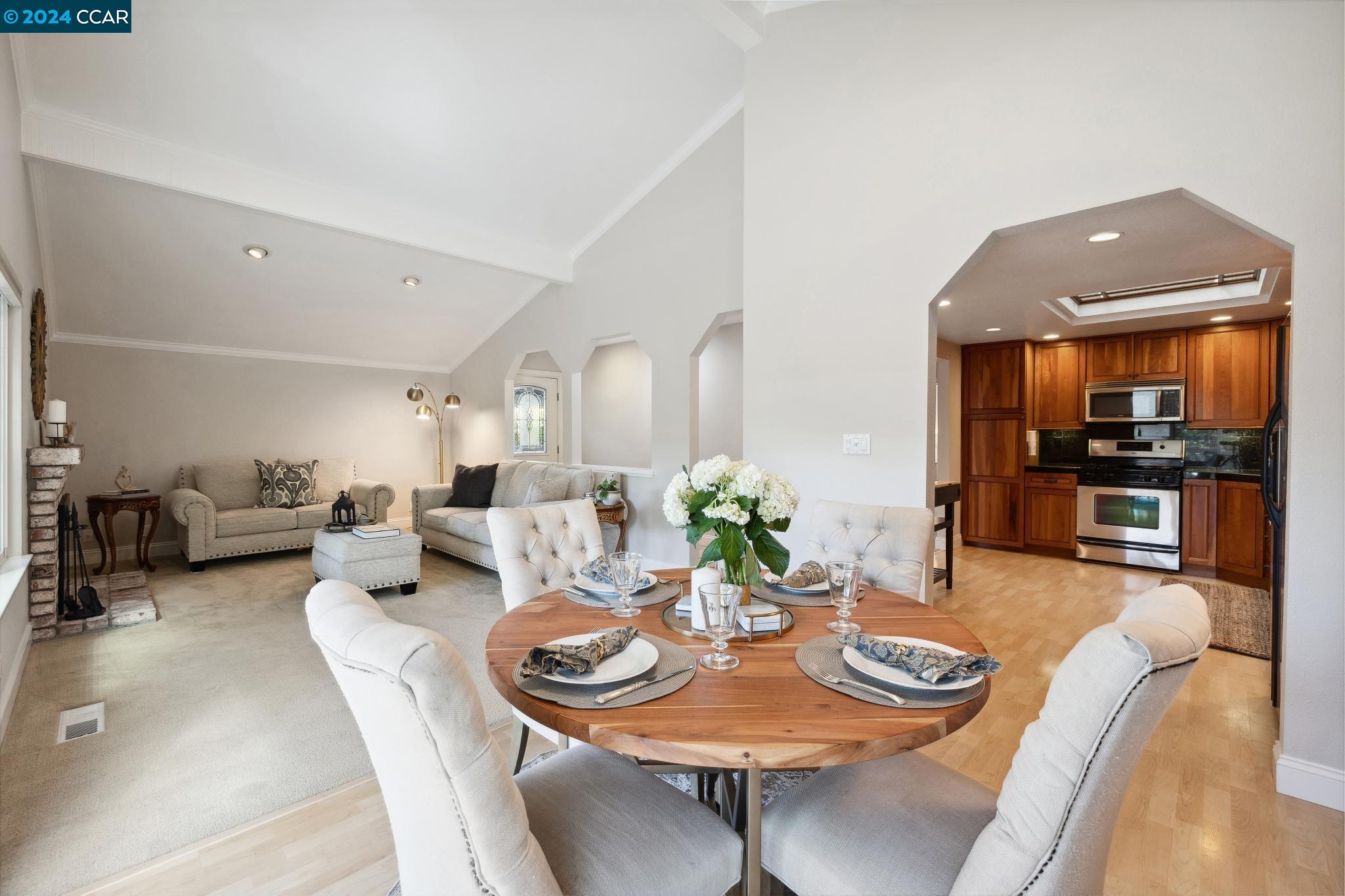 1109 Glengarry Dr