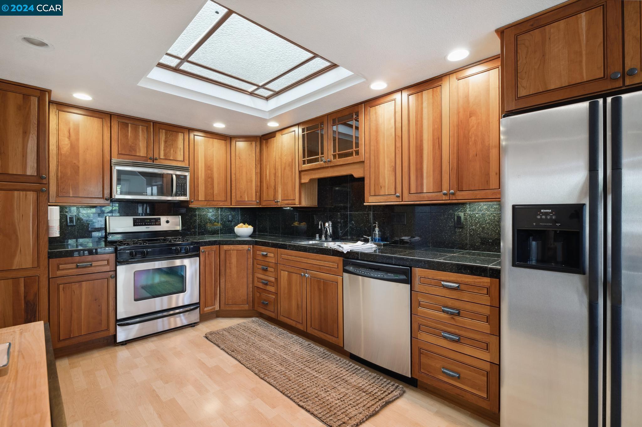 1109 Glengarry Dr