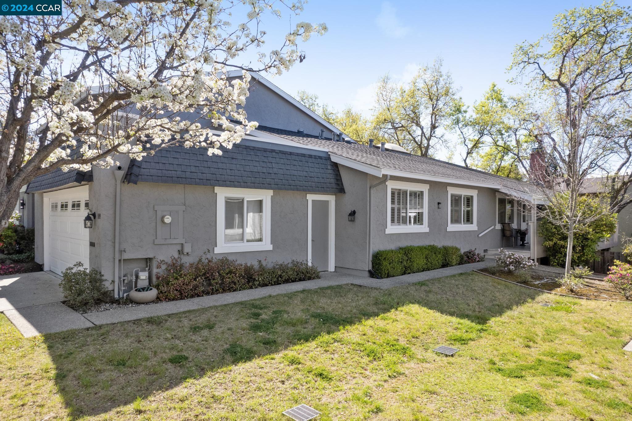 1109 Glengarry Dr