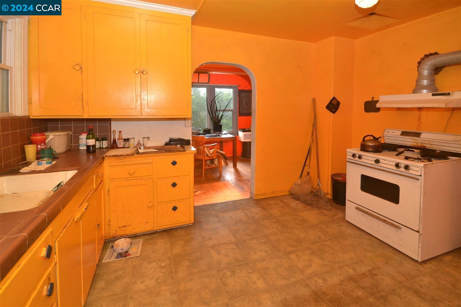 166 Canon Dr