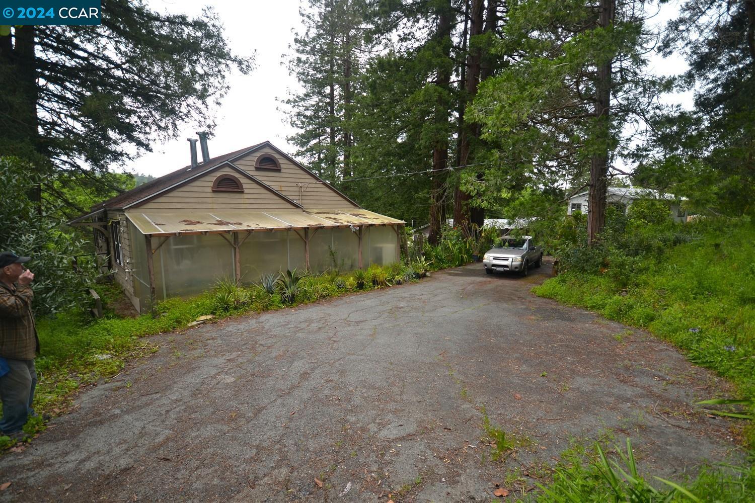 166 Canon Dr
