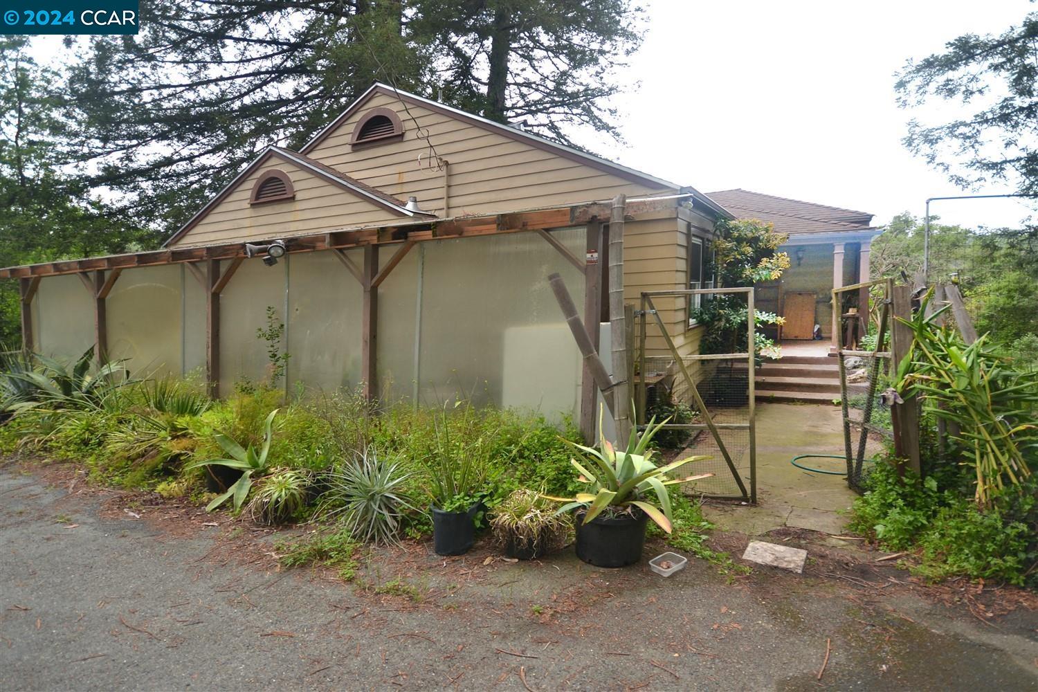 166 Canon Dr