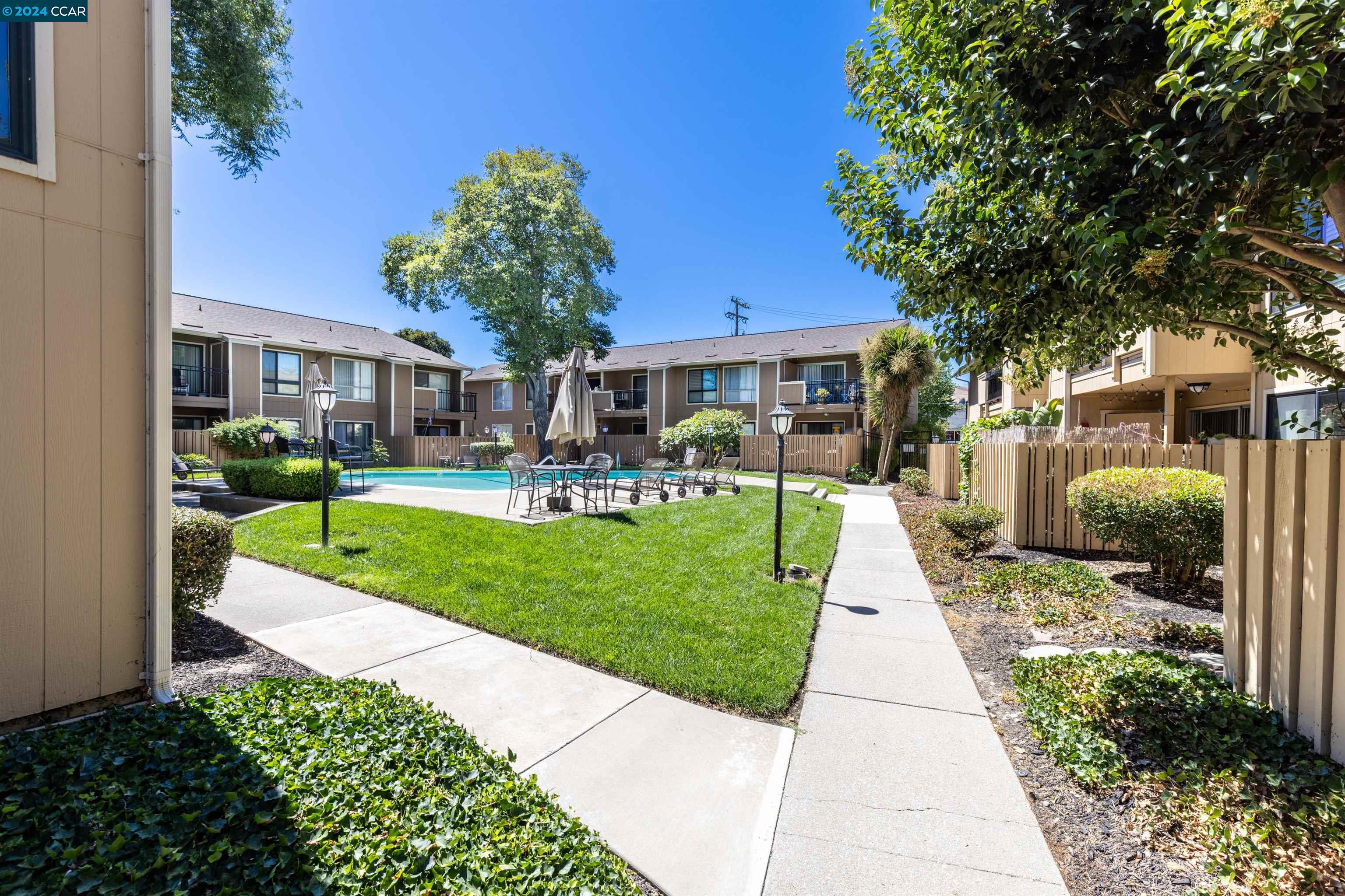 8975 Alcosta Blvd # 139