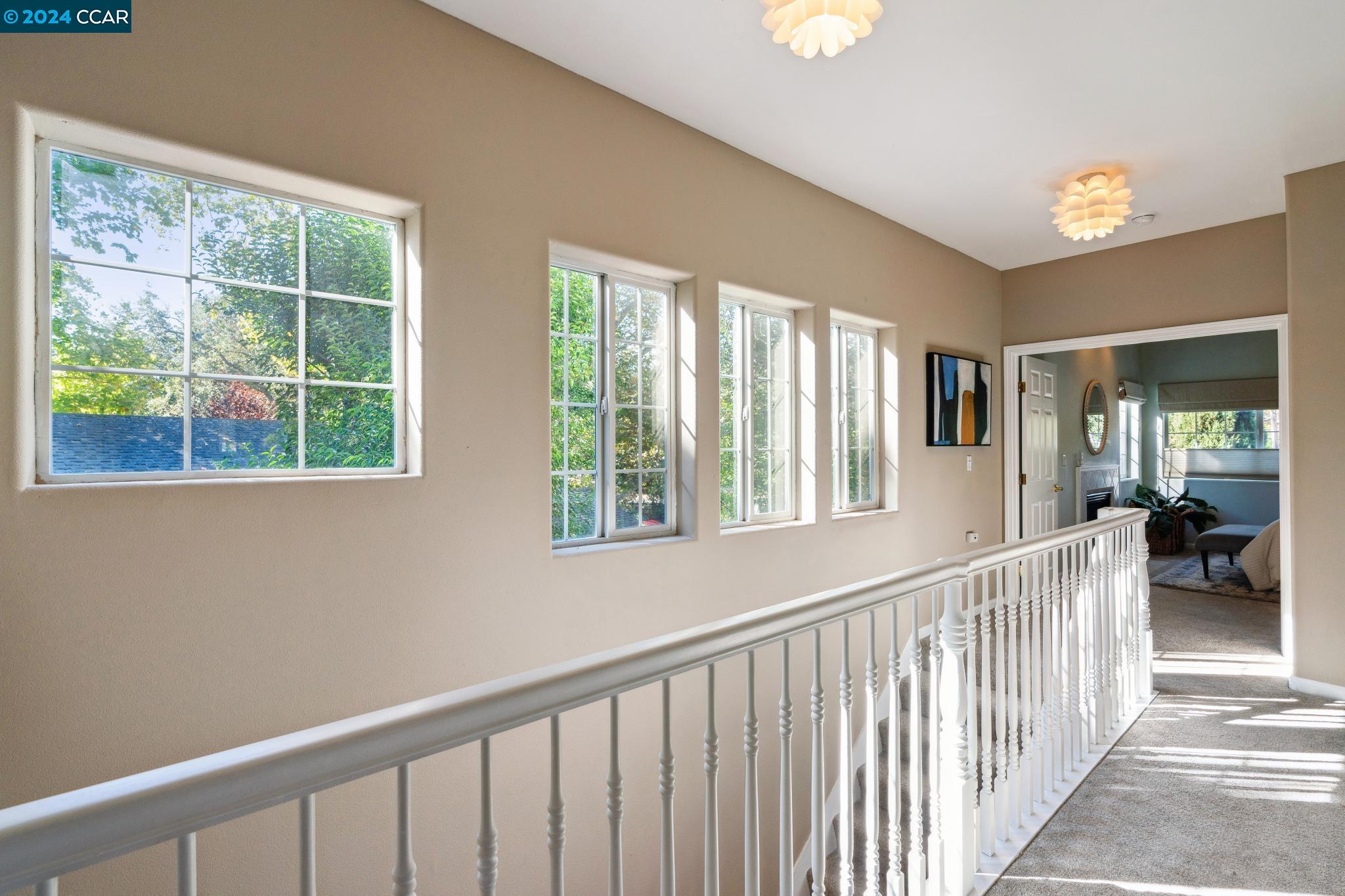 40 Laurel Ct