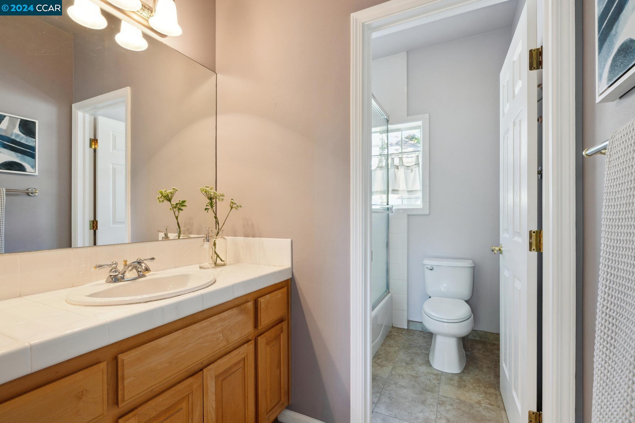 40 Laurel Ct