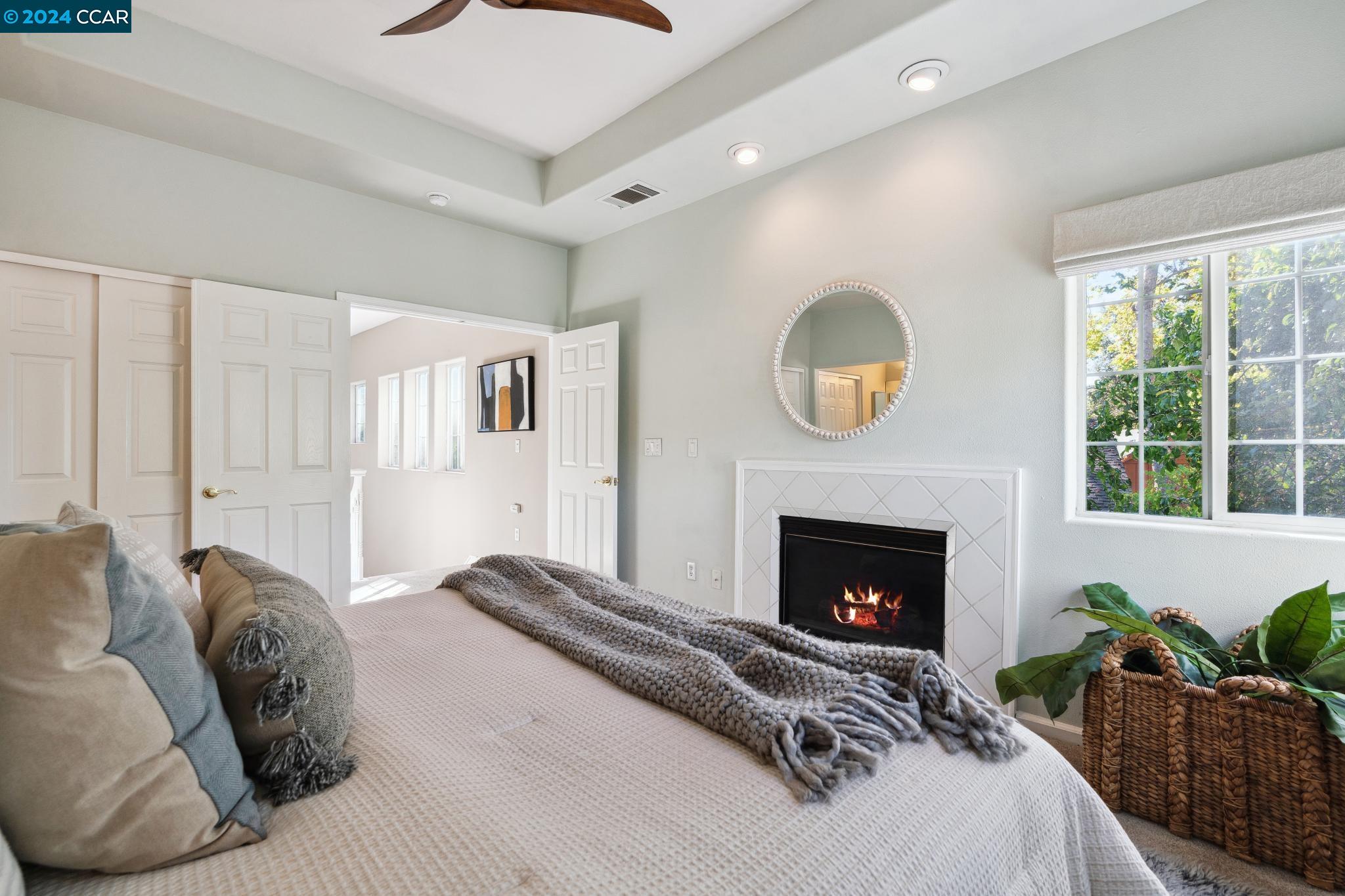 40 Laurel Ct