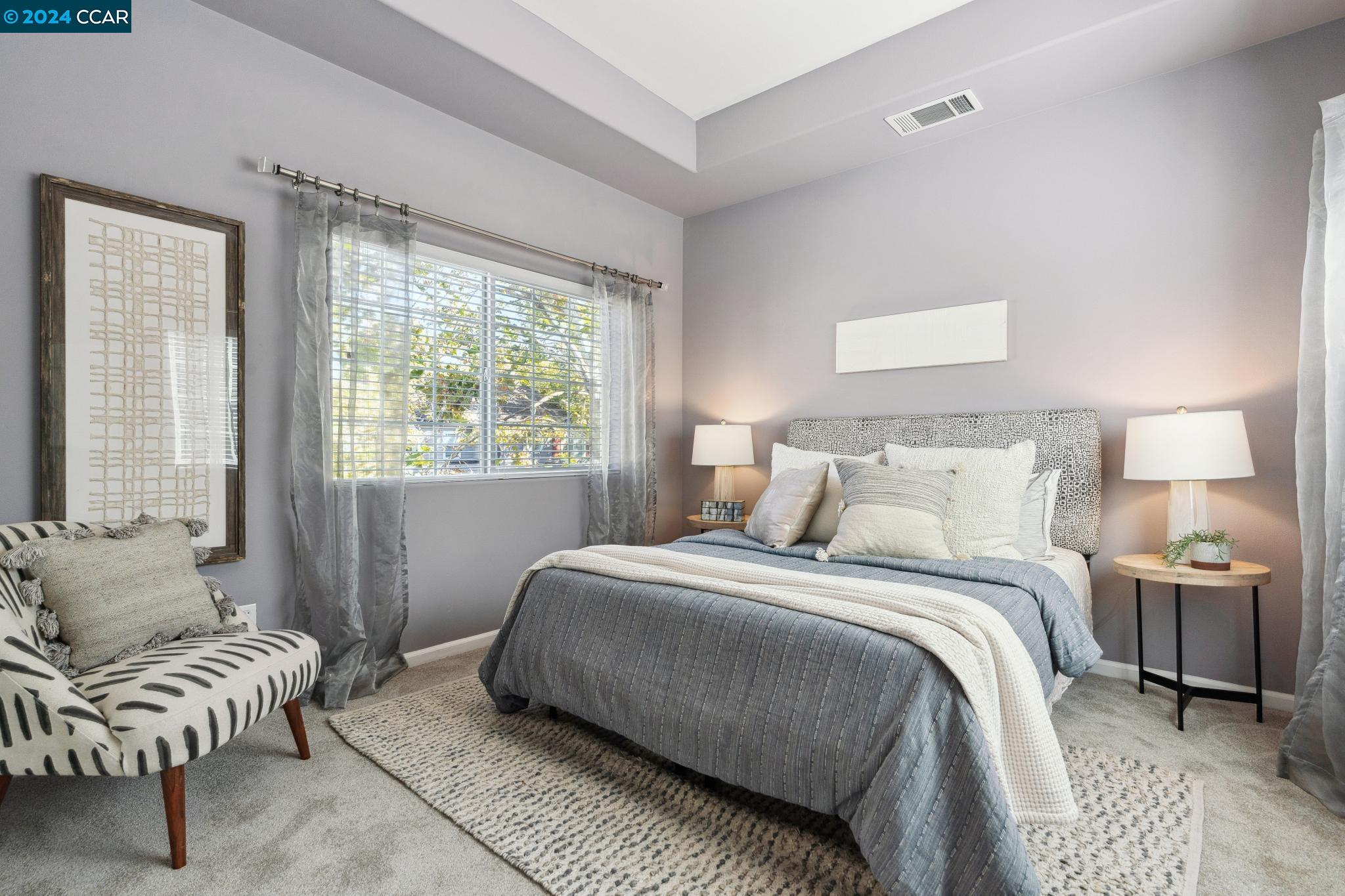 40 Laurel Ct