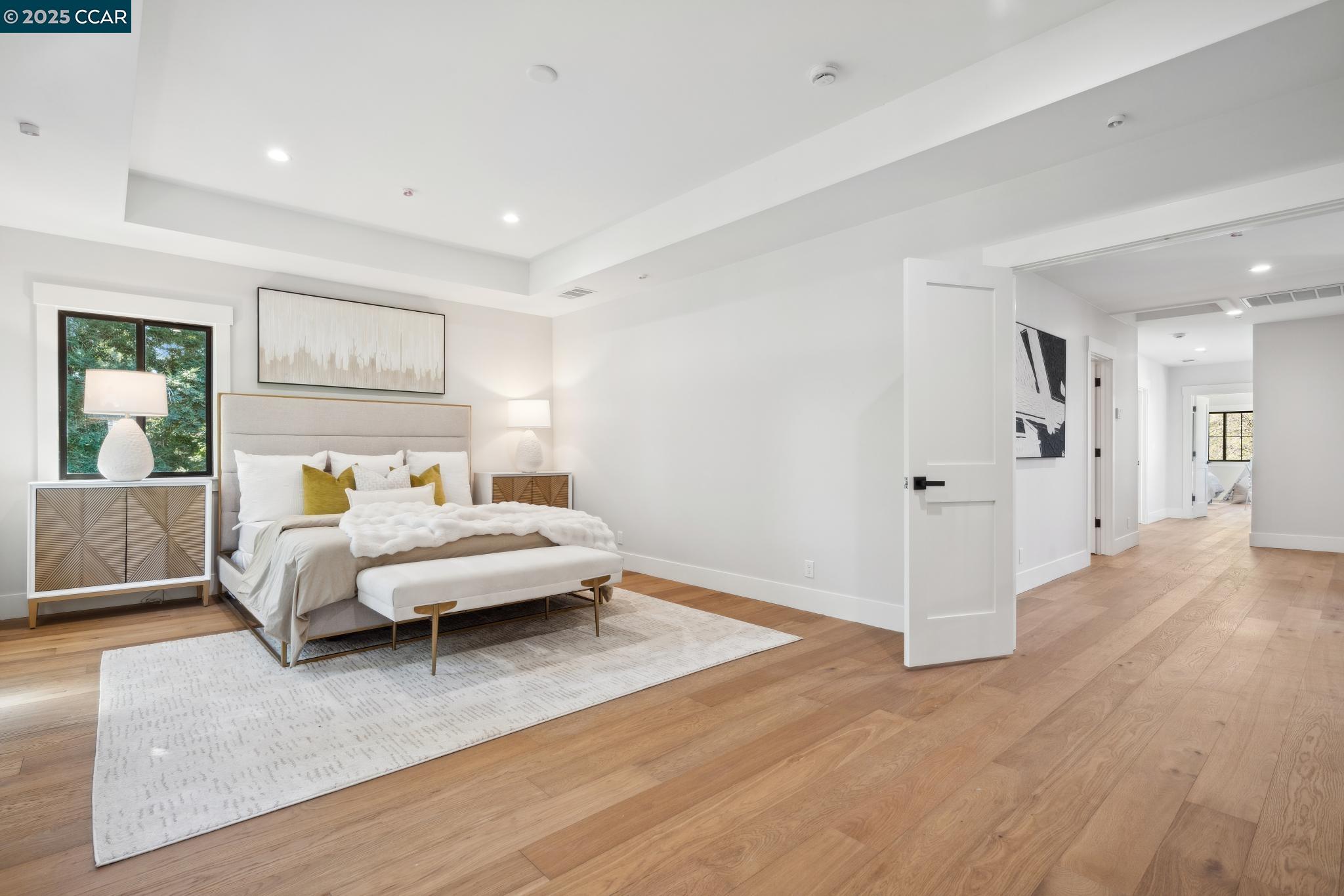 4144 Whispering Oaks Ln